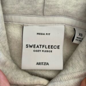 Aritzia NEW Sweatfleece.